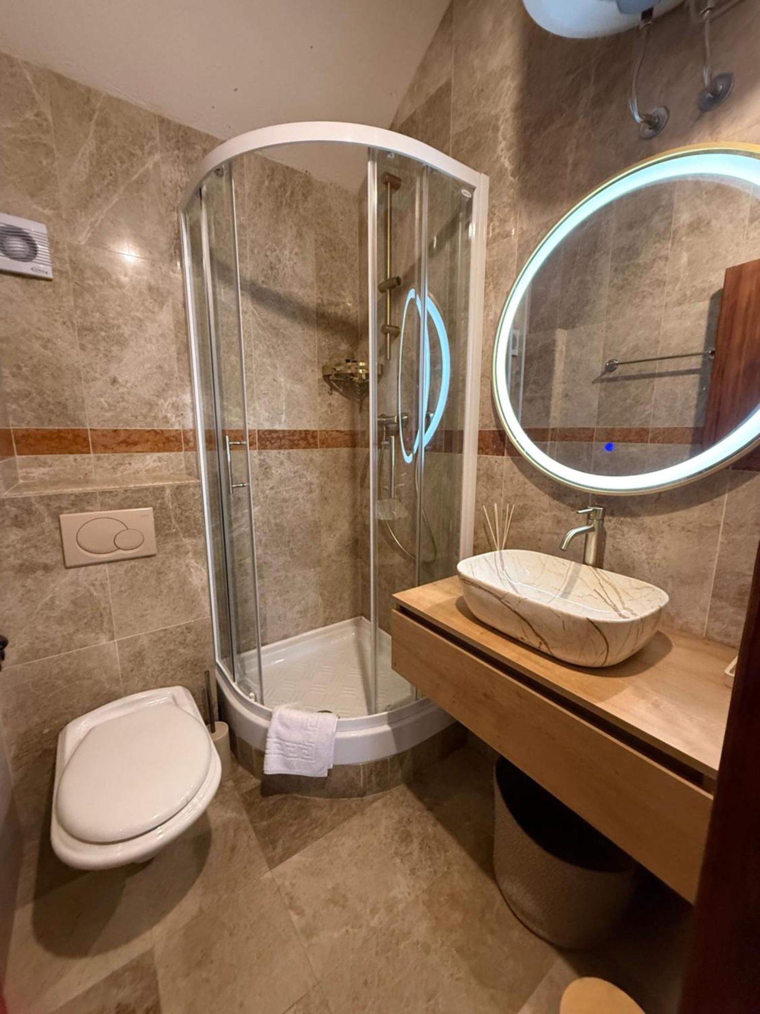 Skver Studio Apartments Herceg Novi Buitenkant foto