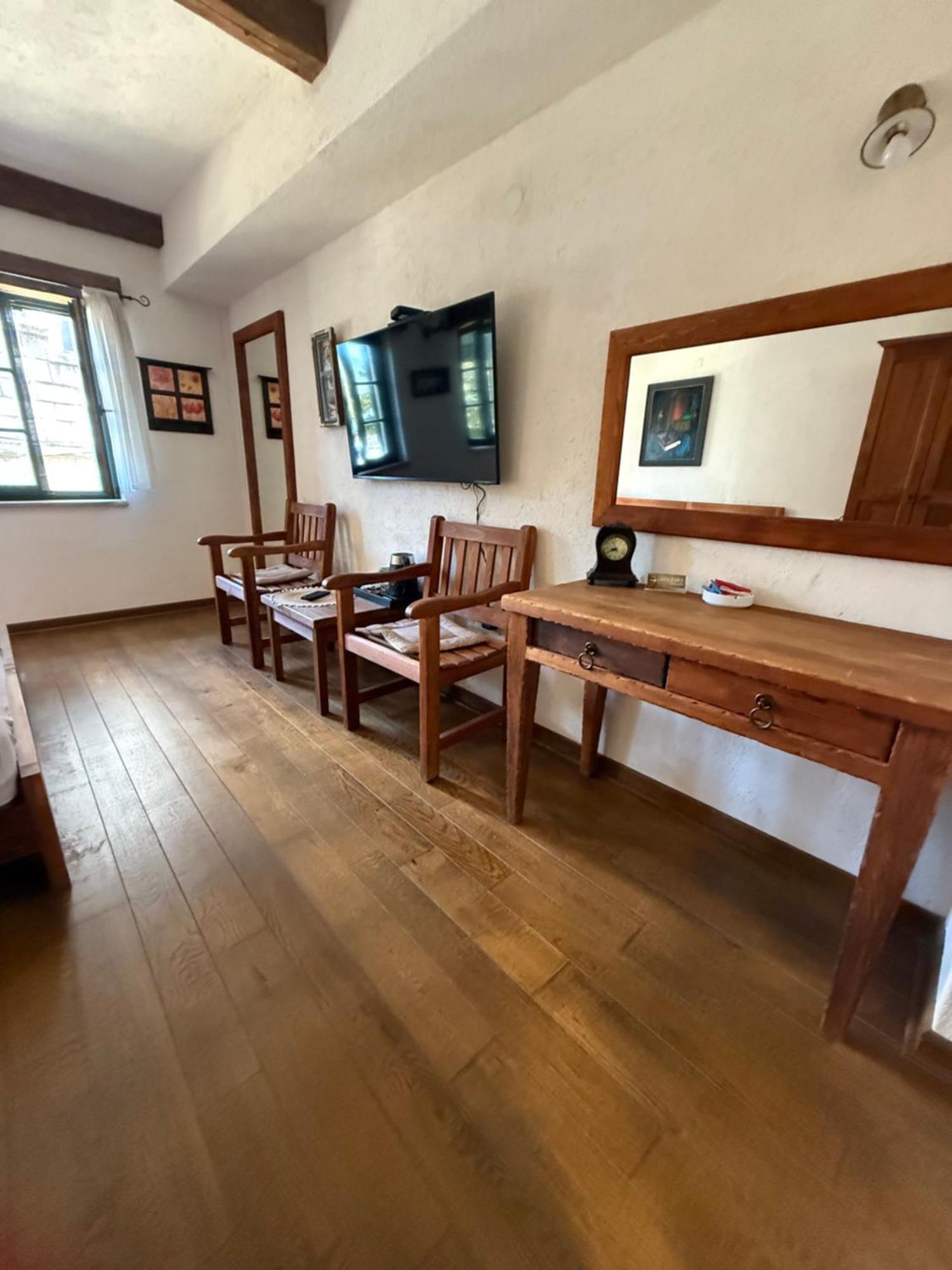 Skver Studio Apartments Herceg Novi Buitenkant foto